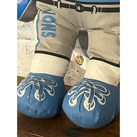 NFL Detroit Lions Good Stuff Plush Teddy Bear with Football Vintage‎ 1990s - Picture 5 of 7
